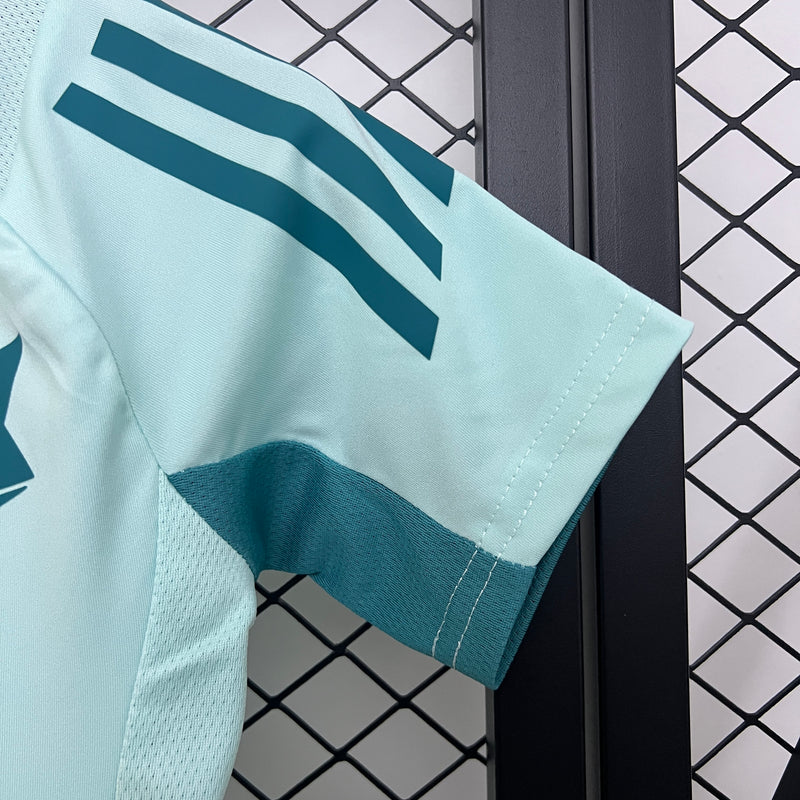 Kit infantil treino I 2025/2026