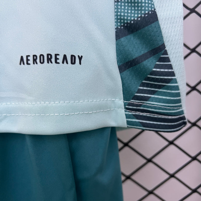 Kit infantil treino I 2025/2026